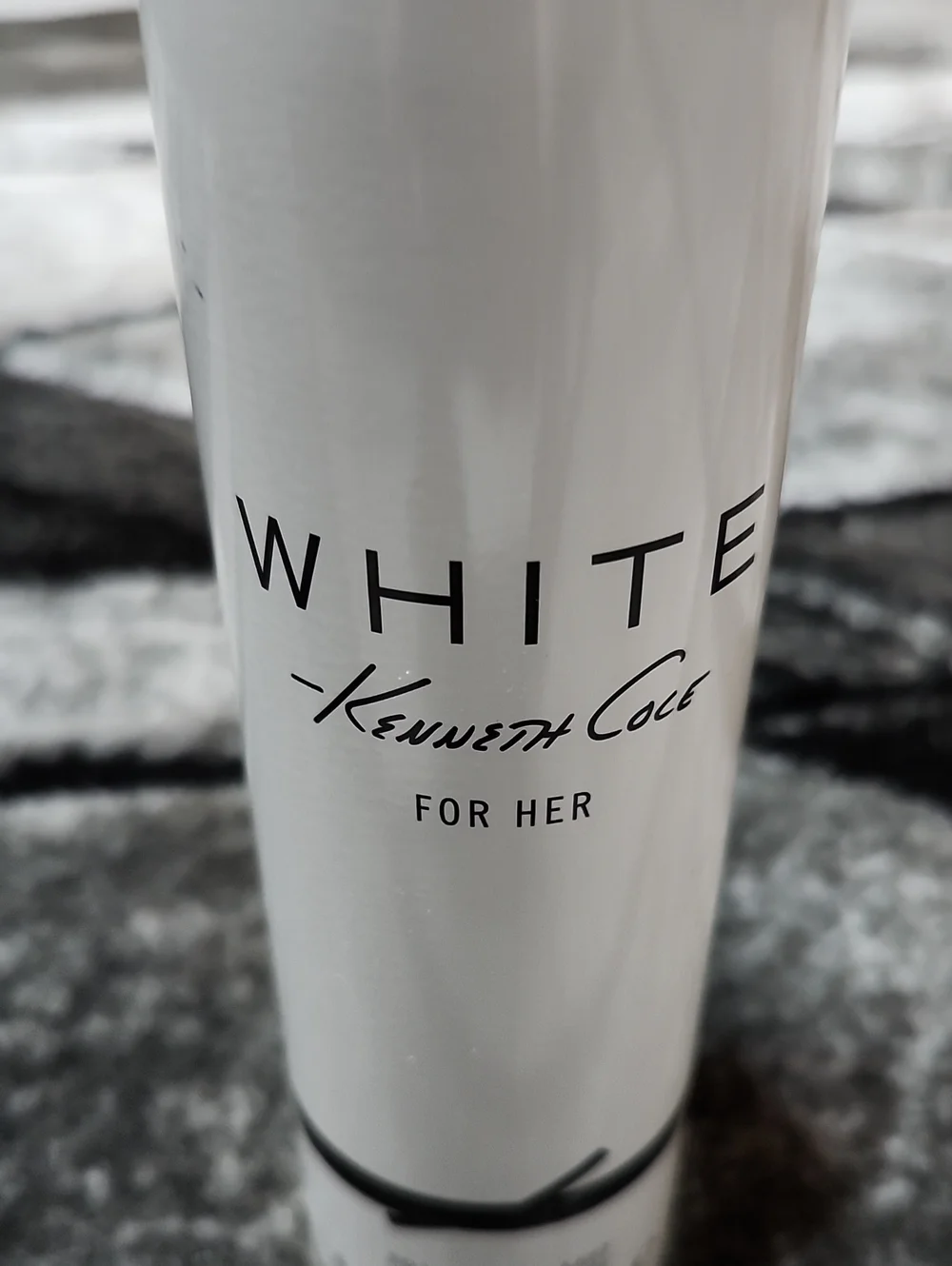 KENNETH COLE 
